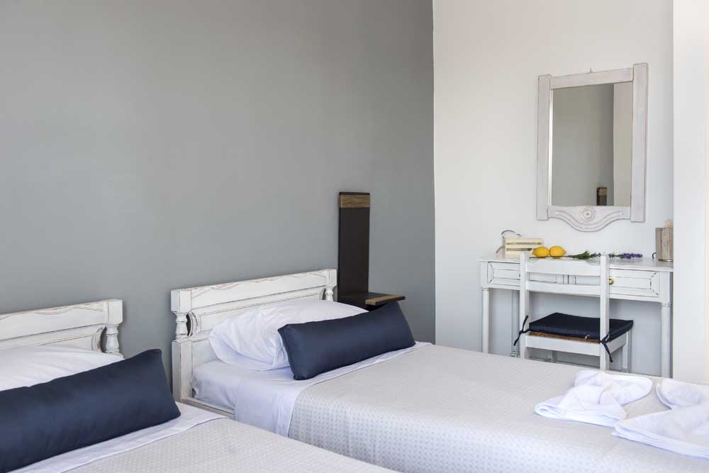 paros villas naoussa hotels rooms accommodation vacation beach rent to let ragoussis sweet rooms1